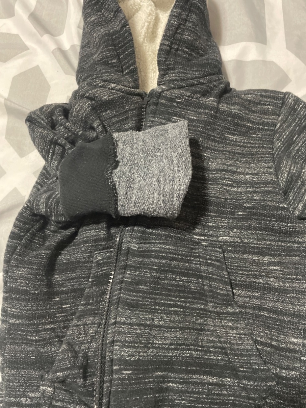 fuzzy jacket - Picture 4 of 4